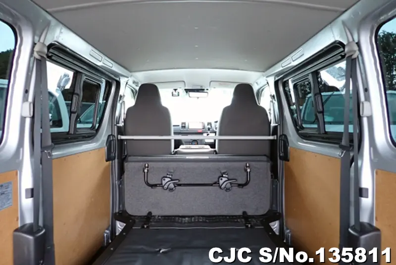 2021 Toyota / Hiace Stock No. 135811