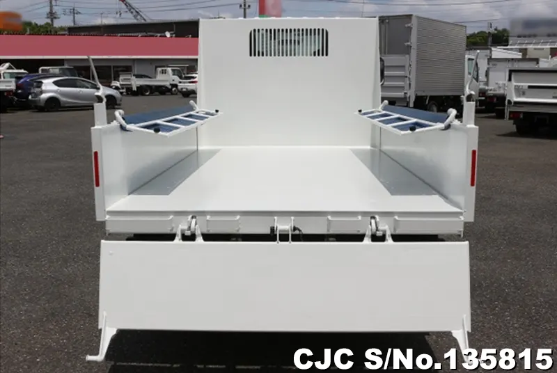 2018 Isuzu / Elf Stock No. 135815