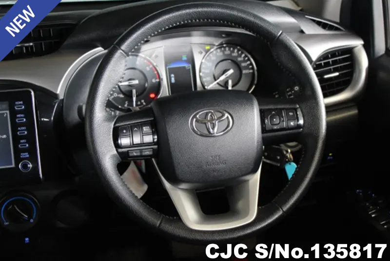 2022 Toyota / Hilux / Revo Stock No. 135817