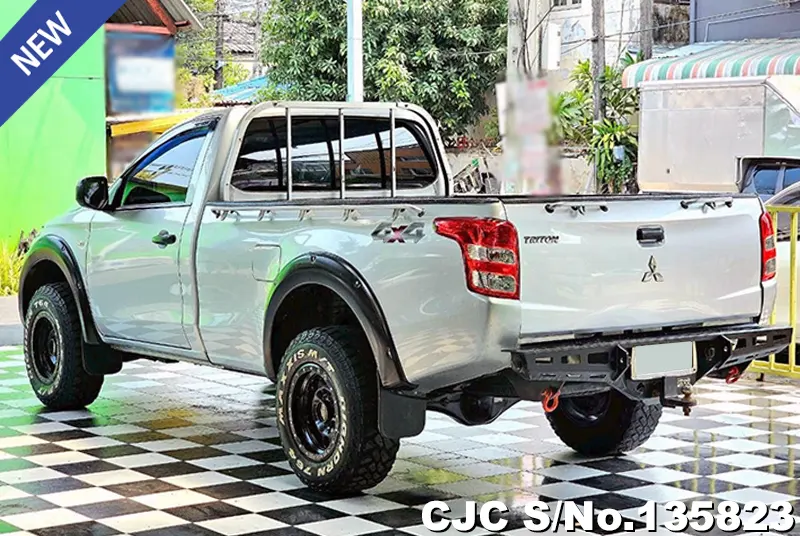 2018 Mitsubishi / Triton Stock No. 135823