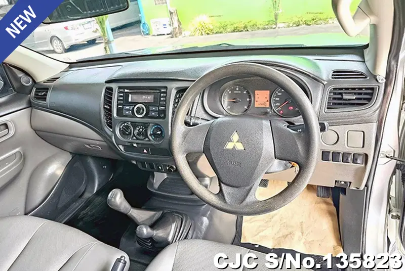 2018 Mitsubishi / Triton Stock No. 135823