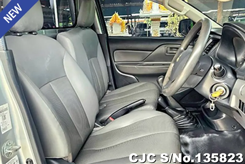 2018 Mitsubishi / Triton Stock No. 135823
