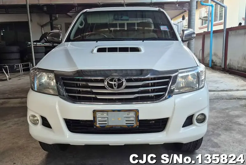 2011 Toyota / Hilux / Vigo Stock No. 135824