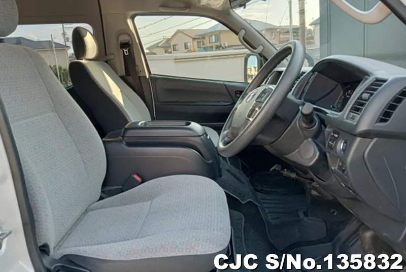 2023 Toyota / Hiace / Commuter Stock No. 135832