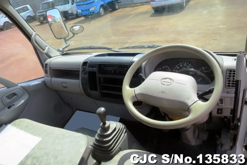 2009 Toyota / Dyna Stock No. 135833