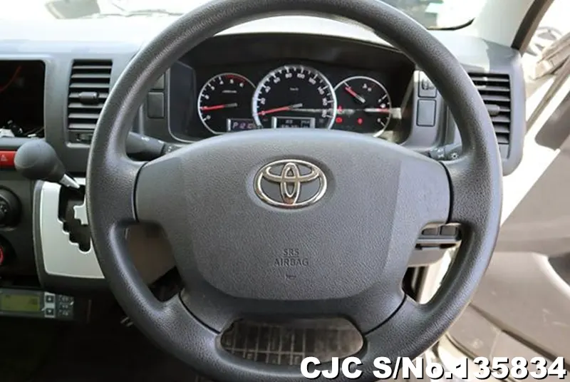 2019 Toyota / Hiace Stock No. 135834