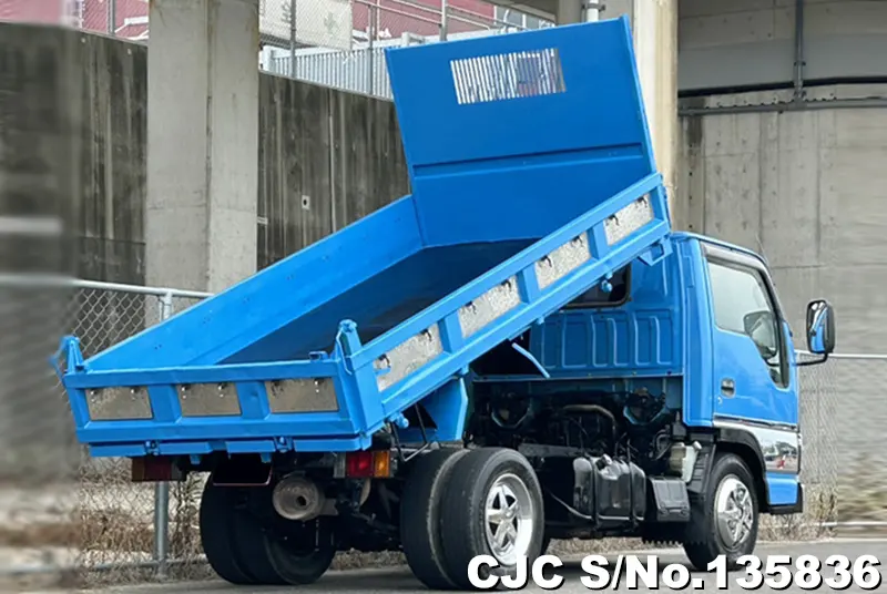 2006 Isuzu / Elf Stock No. 135836