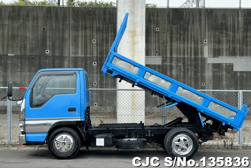 2006 Isuzu / Elf Stock No. 135836
