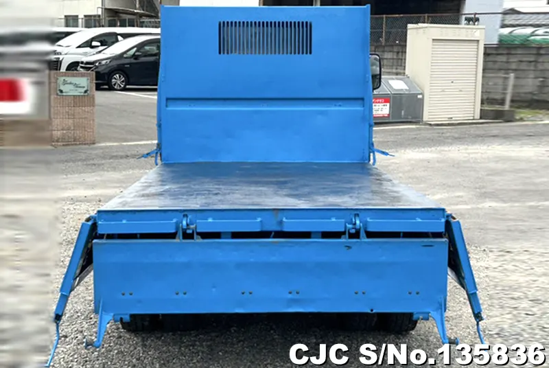 2006 Isuzu / Elf Stock No. 135836