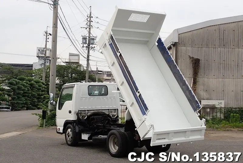 2012 Isuzu / Elf Stock No. 135837