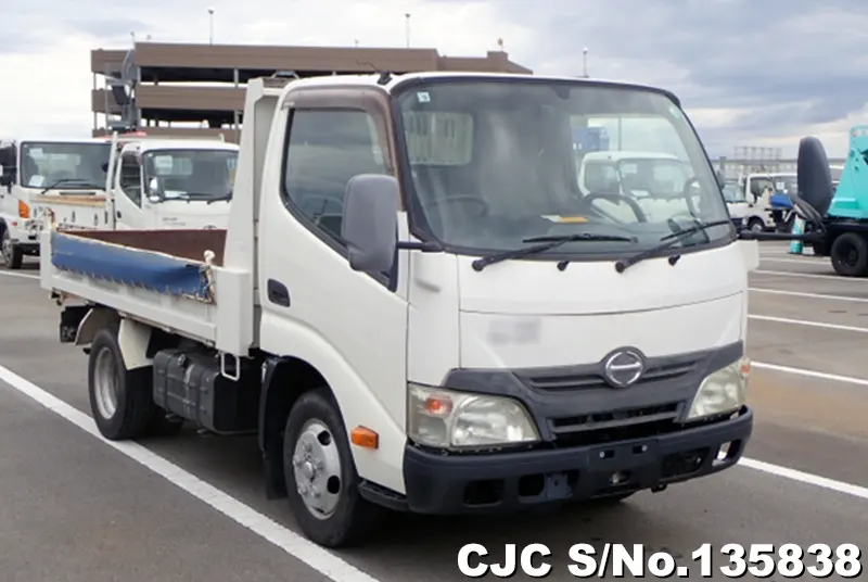 2012 Hino / Dutro Stock No. 135838