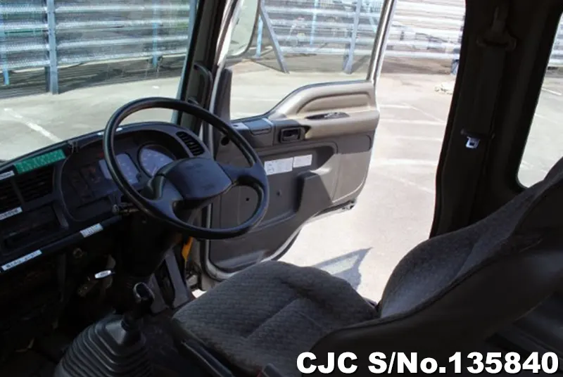 2002 Isuzu / Forward Stock No. 135840