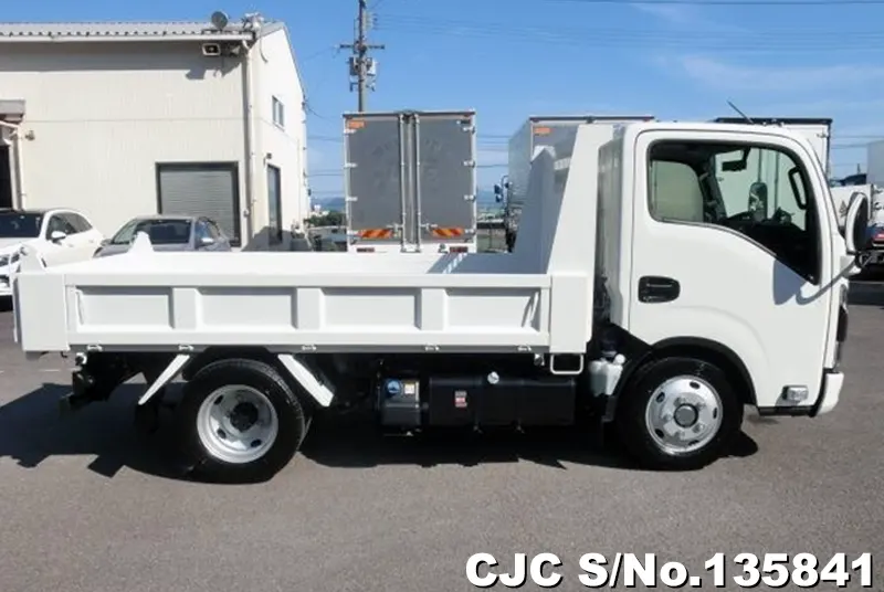 2025 Mazda / Titan Stock No. 135841