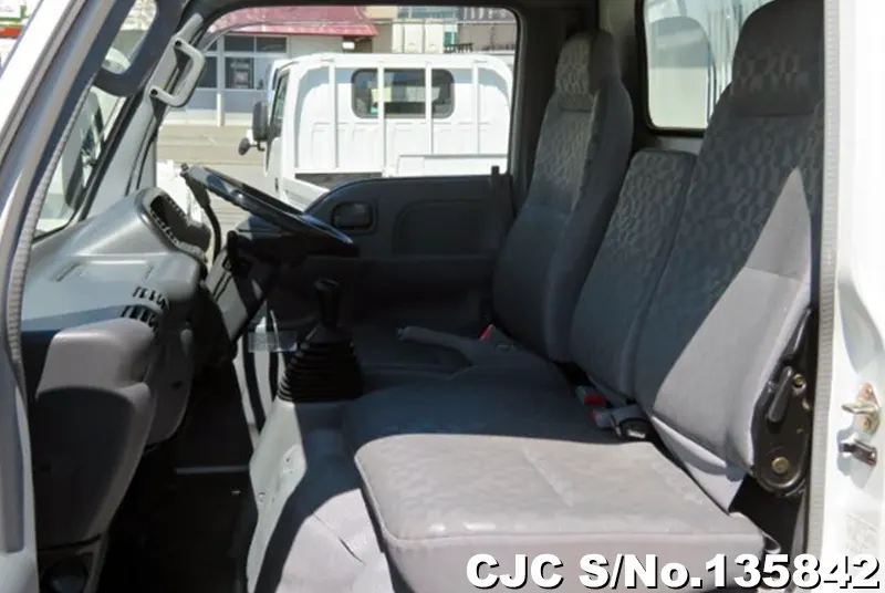 2005 Mazda / Titan Stock No. 135842