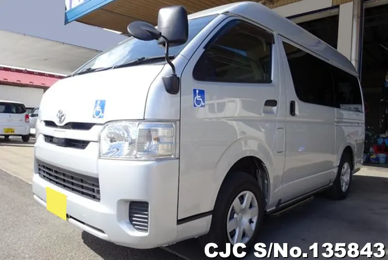 2020 Toyota / Hiace Stock No. 135843
