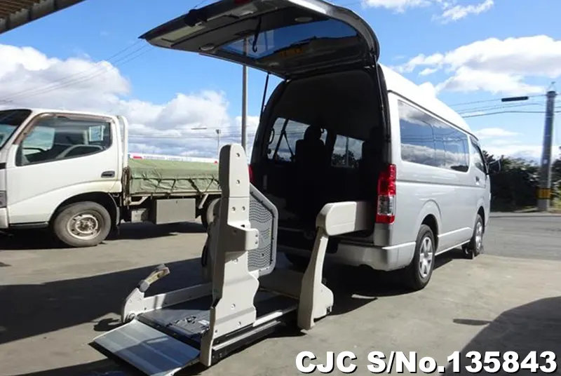 2020 Toyota / Hiace Stock No. 135843