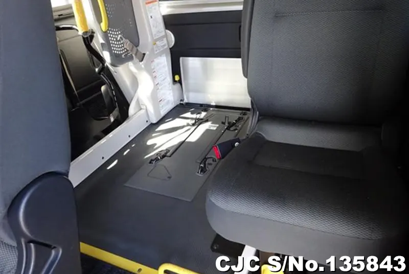 2020 Toyota / Hiace Stock No. 135843