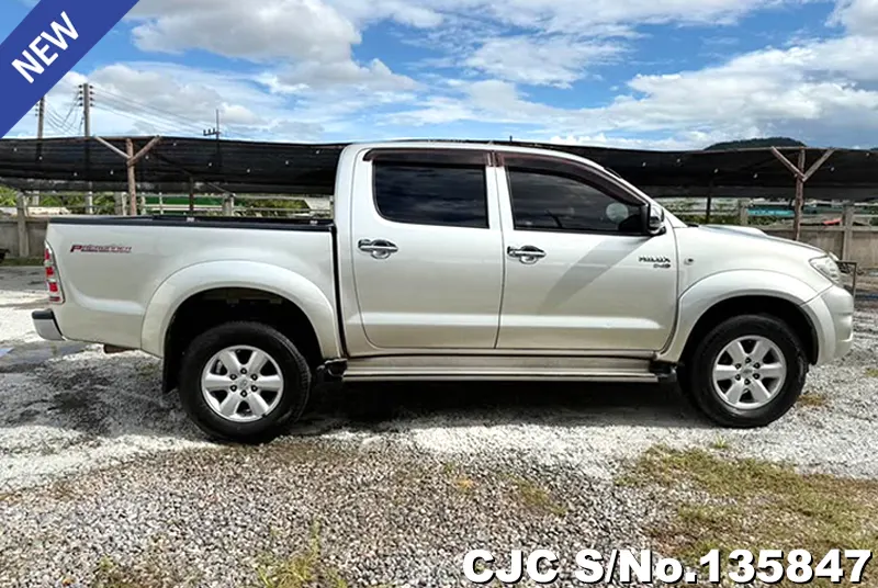 2010 Toyota / Hilux / Vigo Stock No. 135847