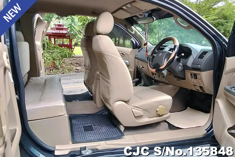 2013 Toyota / Hilux / Vigo Stock No. 135848