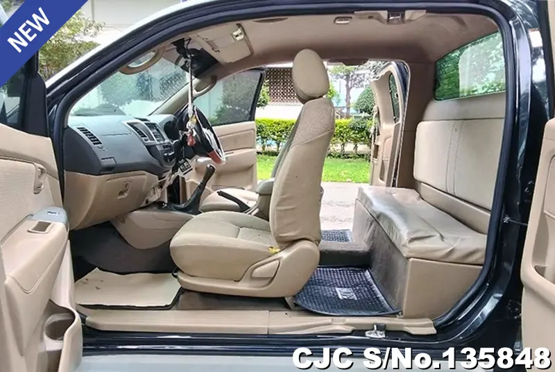 2013 Toyota / Hilux / Vigo Stock No. 135848