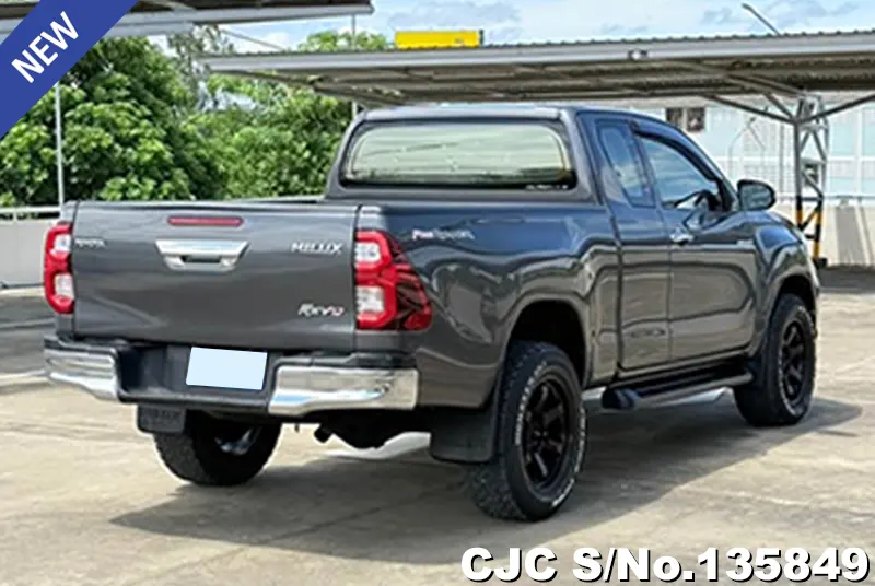 2019 Toyota / Hilux / Revo Stock No. 135849