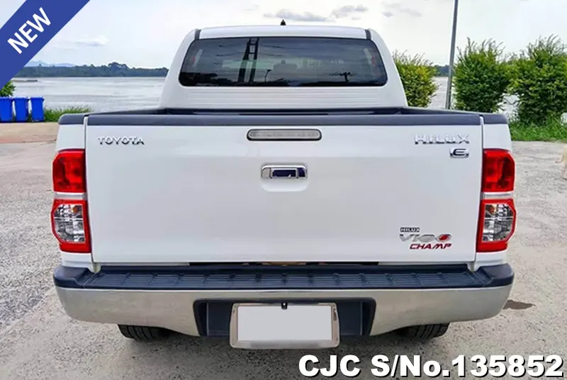 2014 Toyota / Hilux / Vigo Stock No. 135852