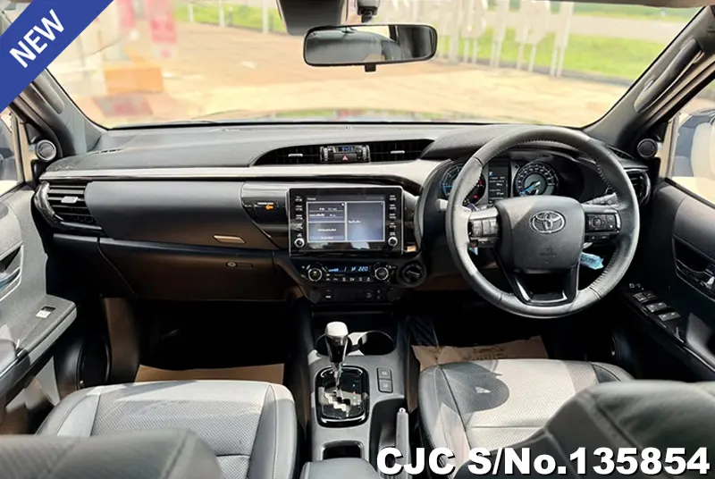 2020 Toyota / Hilux / Revo Rocco Stock No. 135854
