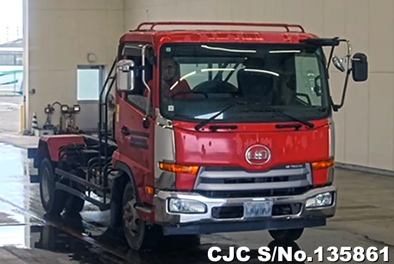 2014 Nissan / Condor Stock No. 135861