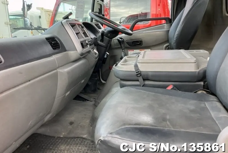 2014 Nissan / Condor Stock No. 135861