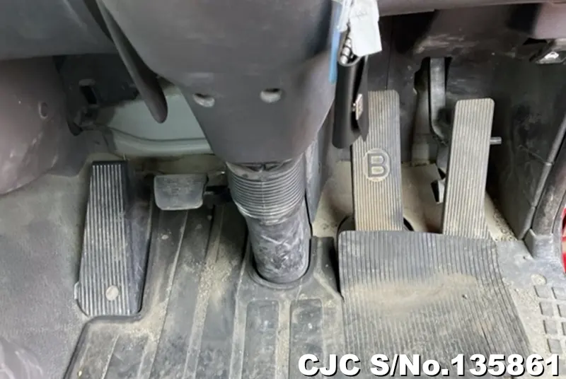 2014 Nissan / Condor Stock No. 135861