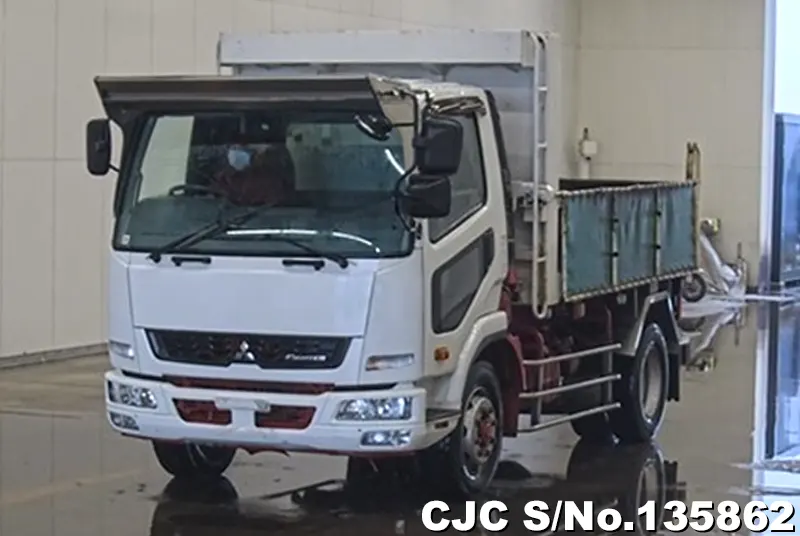 2014 Mitsubishi / Fuso Fighter Stock No. 135862