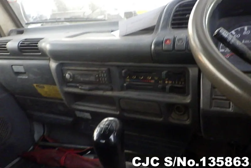 2006 Isuzu / Elf Stock No. 135863