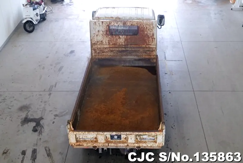 2006 Isuzu / Elf Stock No. 135863