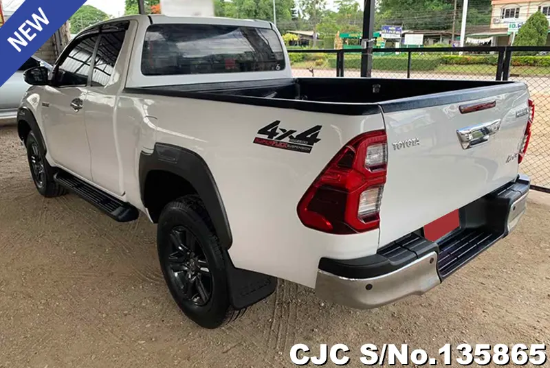 2022 Toyota / Hilux / Revo Stock No. 135865