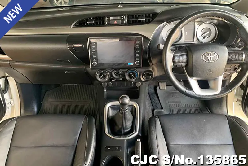 2022 Toyota / Hilux / Revo Stock No. 135865