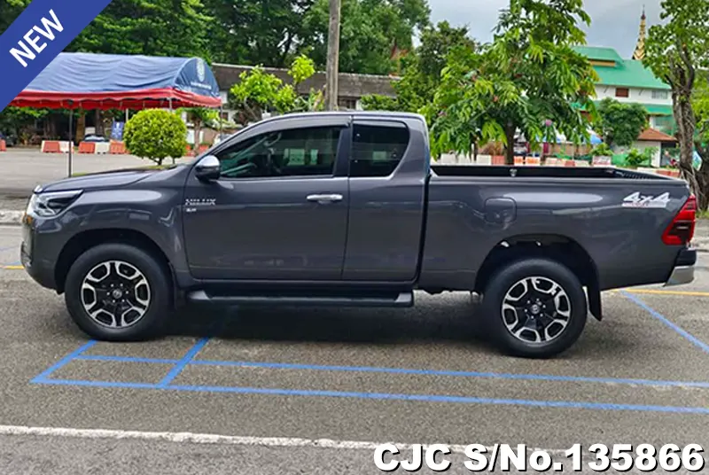 2024 Toyota / Hilux / Revo Stock No. 135866