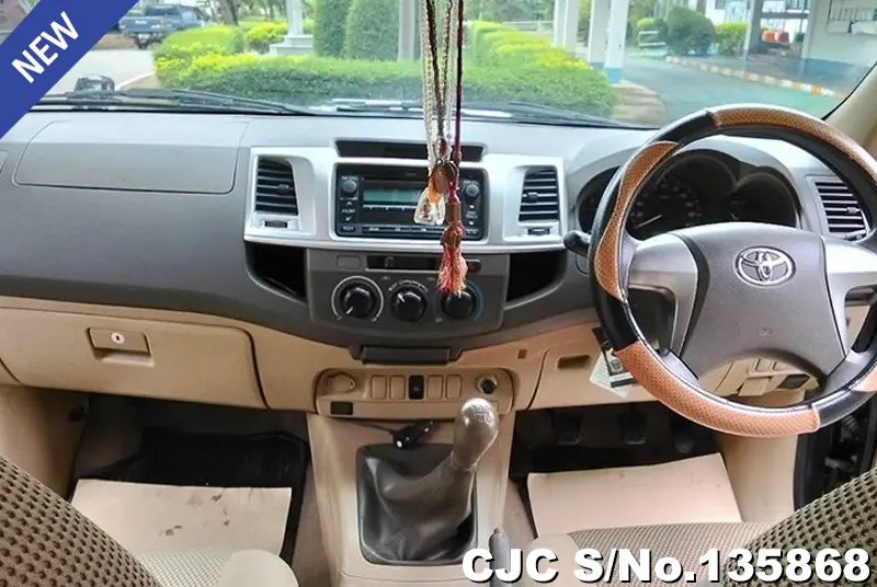 2013 Toyota / Hilux / Vigo Stock No. 135868