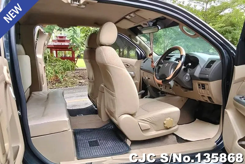 2013 Toyota / Hilux / Vigo Stock No. 135868