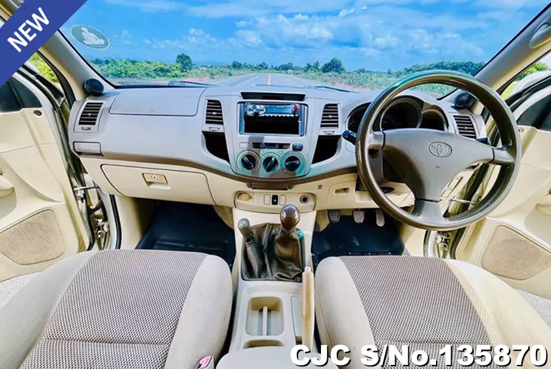 2005 Toyota / Hilux / Vigo Stock No. 135870