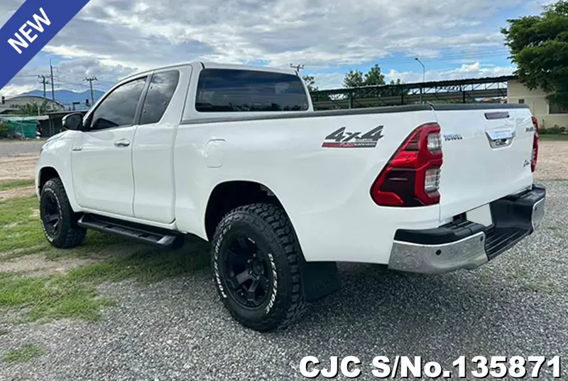 2022 Toyota / Hilux / Revo Stock No. 135871