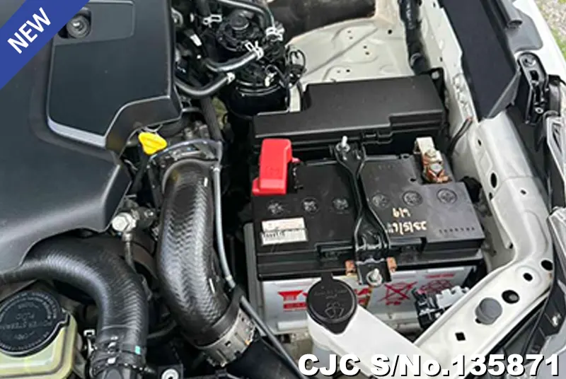 2022 Toyota / Hilux / Revo Stock No. 135871