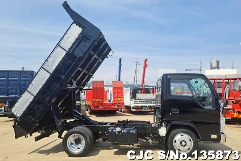 2014 Isuzu / Elf Stock No. 135873