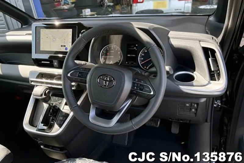 2026 Toyota / Voxy Stock No. 135876