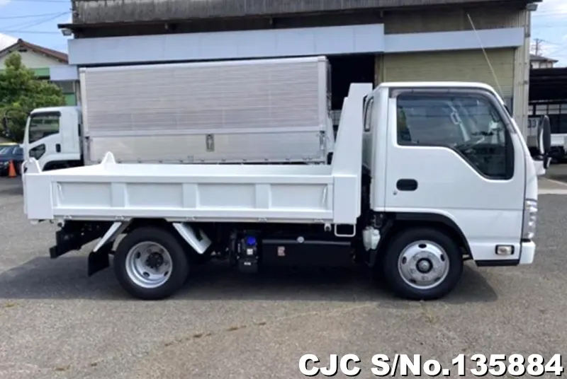 2020 Isuzu / Elf Stock No. 135884