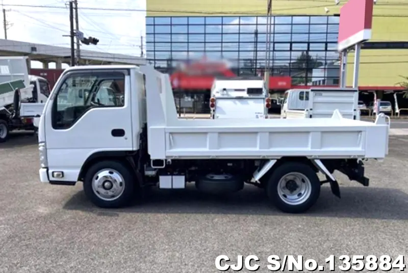 2020 Isuzu / Elf Stock No. 135884