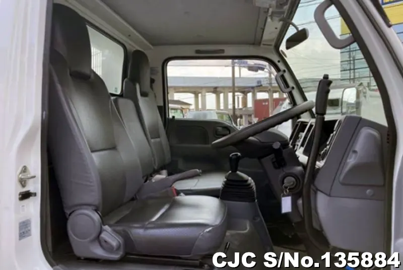 2020 Isuzu / Elf Stock No. 135884