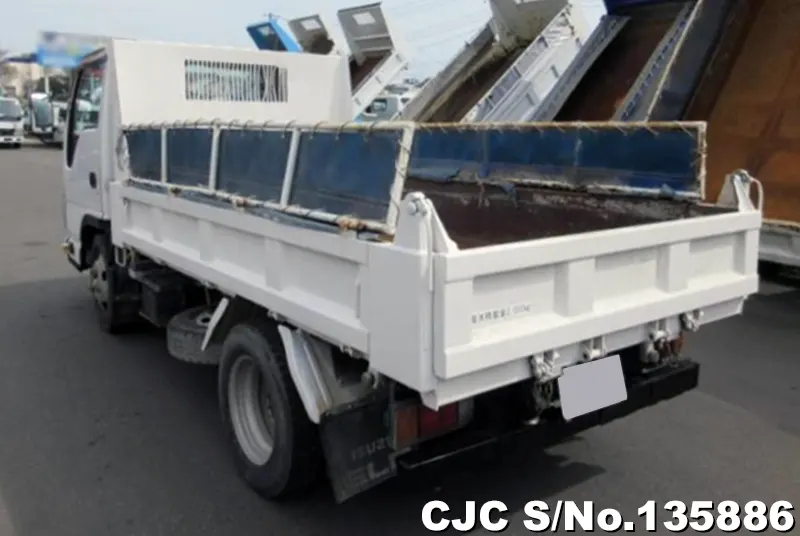 2013 Isuzu / Elf Stock No. 135886