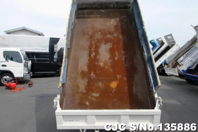 2013 Isuzu / Elf Stock No. 135886