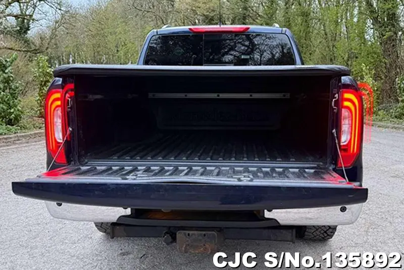 2018 Mercedes Benz / X-Class Stock No. 135892