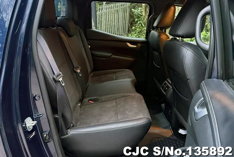 2018 Mercedes Benz / X-Class Stock No. 135892